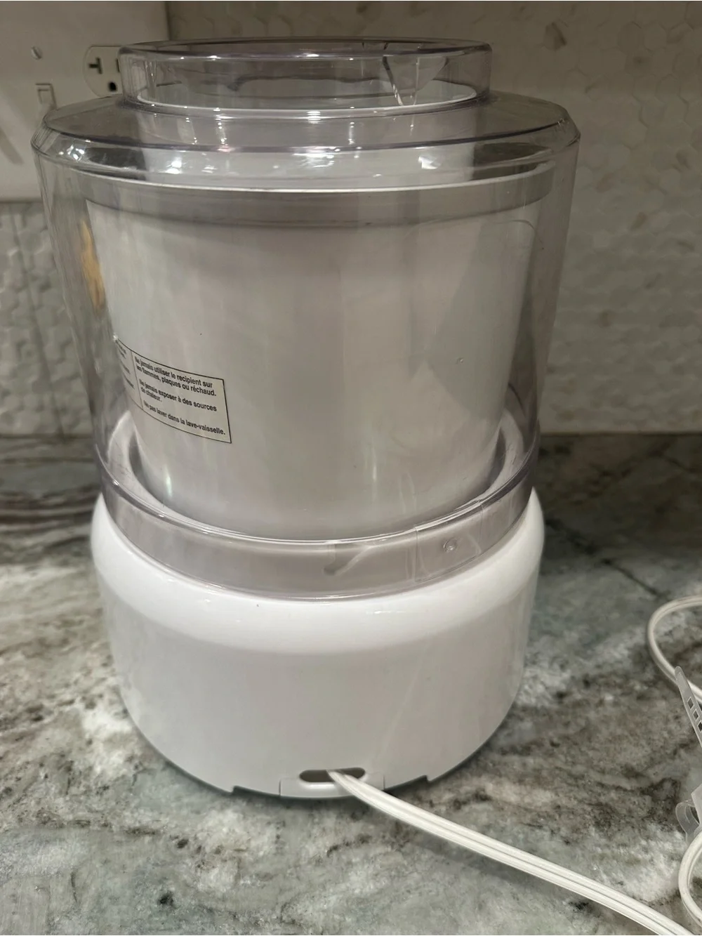 Cuisinart ICE-21 1.5 Quart Frozen Yogurt Ice Cream & Sorbet Maker White WORKS